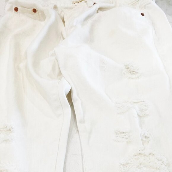 Gap 1969 Womens Jeans Relaxed Boyfriend White Cotton Ripped Button Fly 26 - Picture 6 of 14